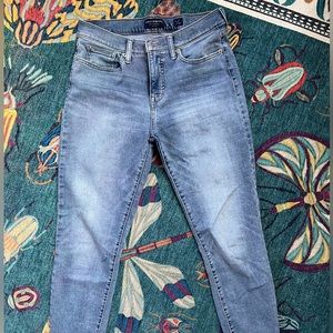 Lucky Brand Mid Rise Jeans